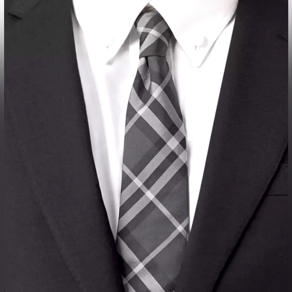 Burberry Other - Burberry Classic Cut Vintage Check Silk Tie